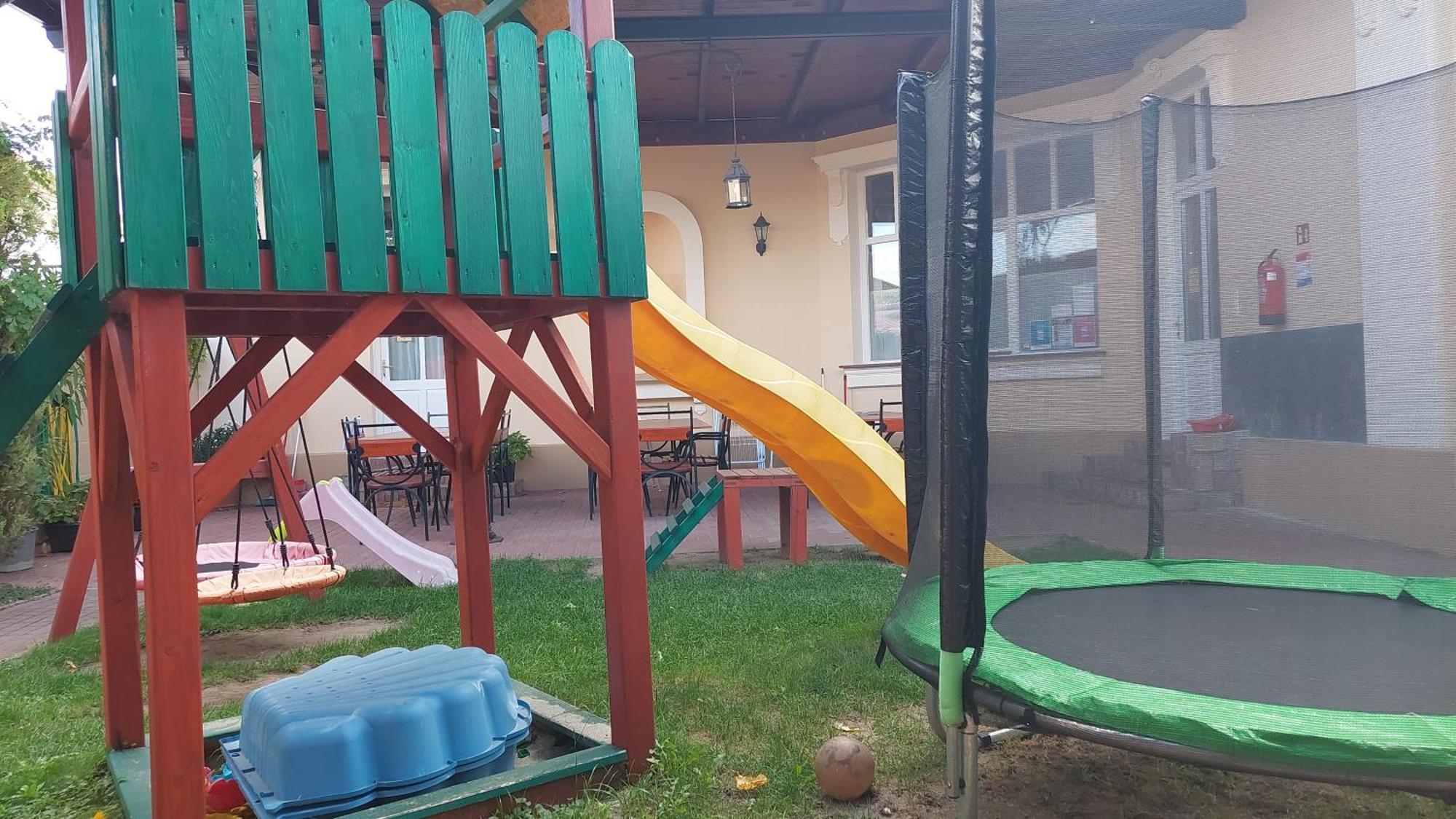 Gyulai Mesehaz Apartman מראה חיצוני תמונה